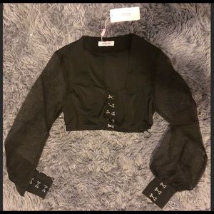 Long sleeve crop top